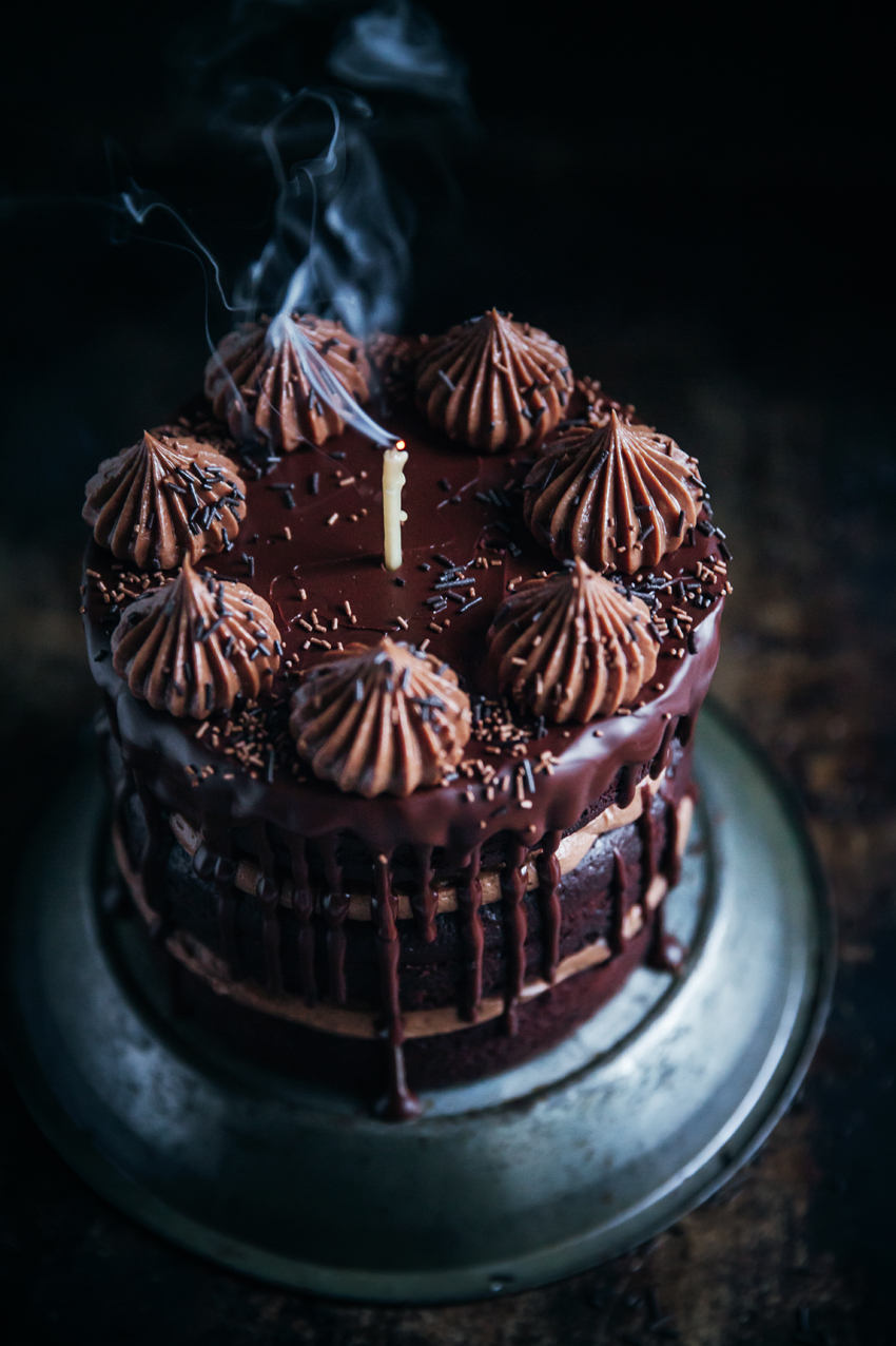 Chocolate cake with chocolate hazelnut frosting 